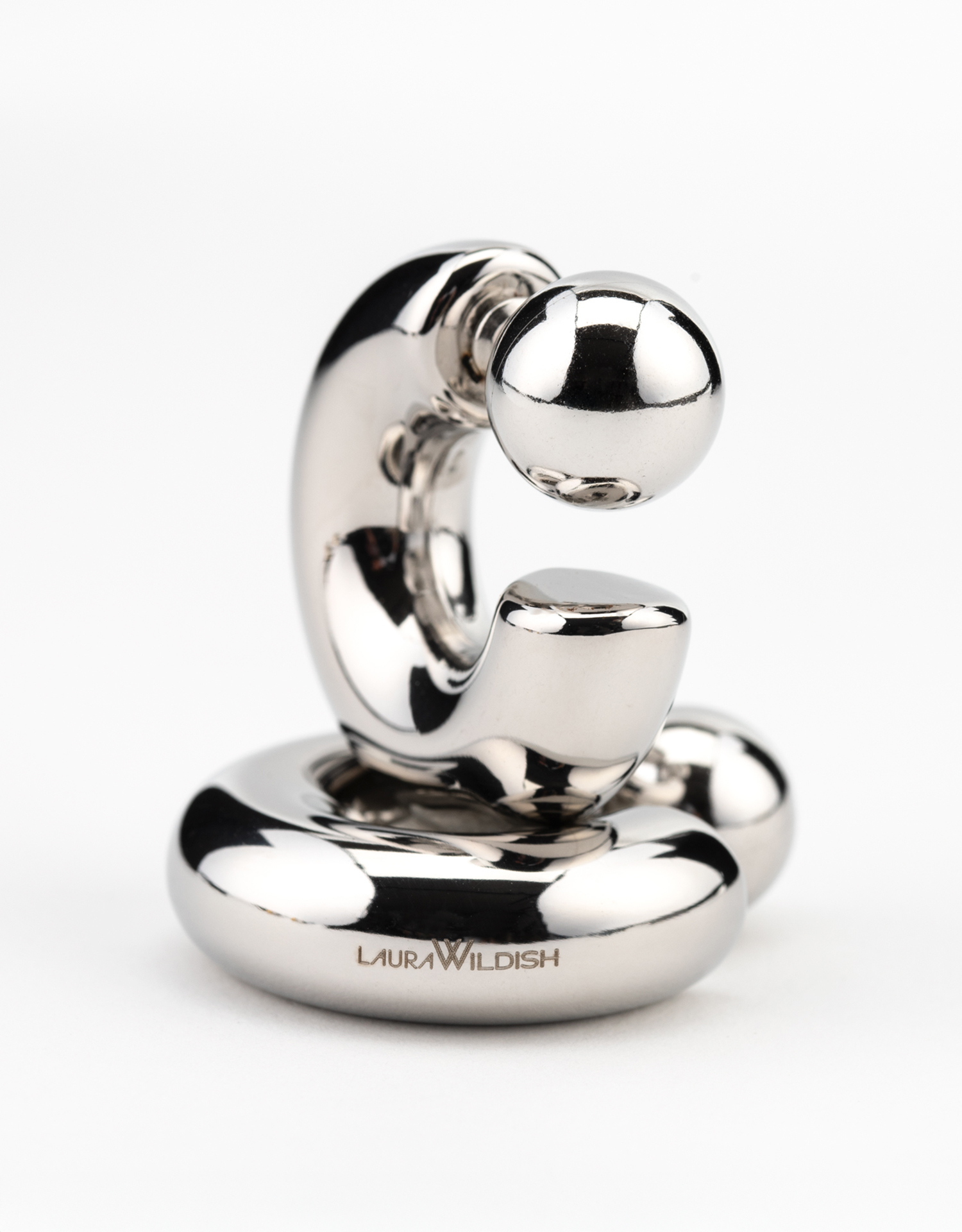 ALL EYES ON YOU LUXURY WATERPROOF SILVER EARRINGS - Image 4
